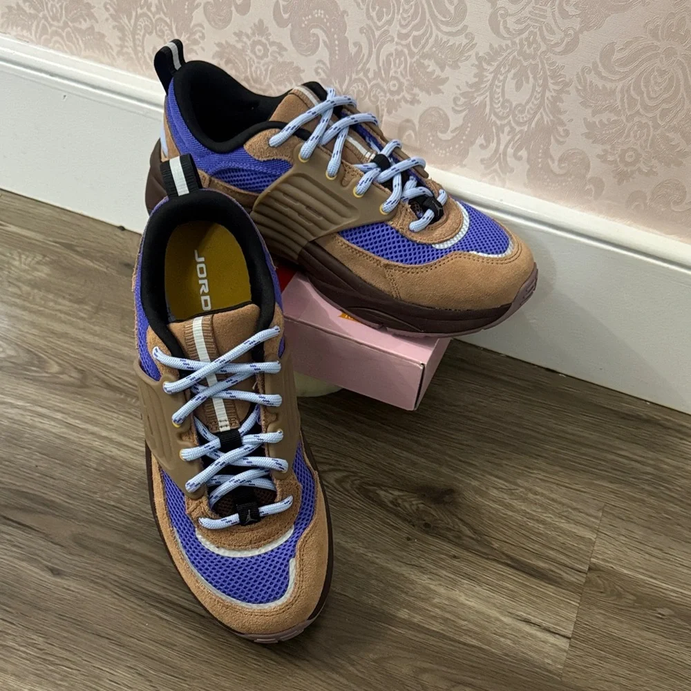 Jordan O/S SP Turner Men's Sneakers in Brown and Blue - Picture 1 of 7